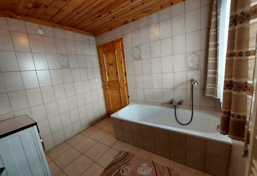 Отель Ferienwohnung Muhlbauer