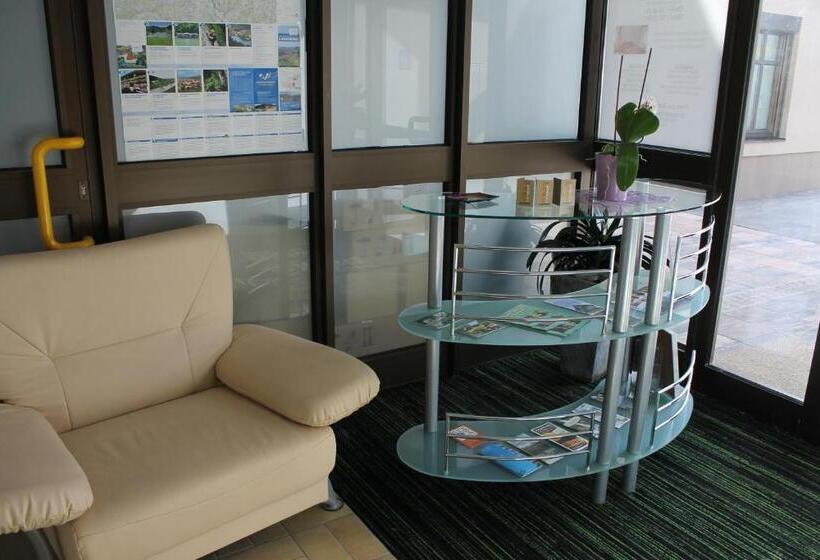 Post Hostel For Youth, Students And Pilgrims