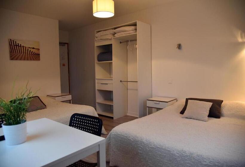 Отель La Marine