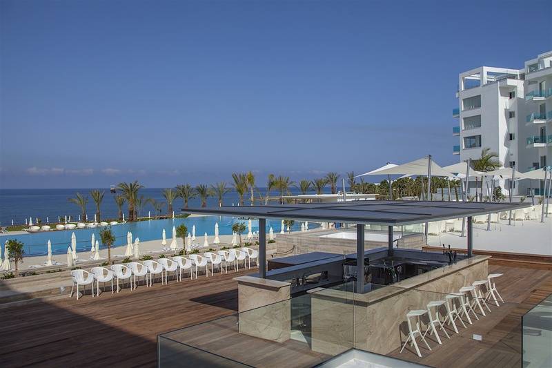 King Evelthon Beach Hotel & Resort