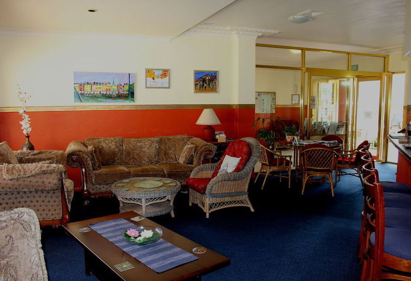 فندق على الطريق Normandie Inn & Function Centre