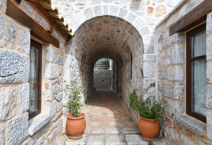 Achelatis Traditonal Guest House