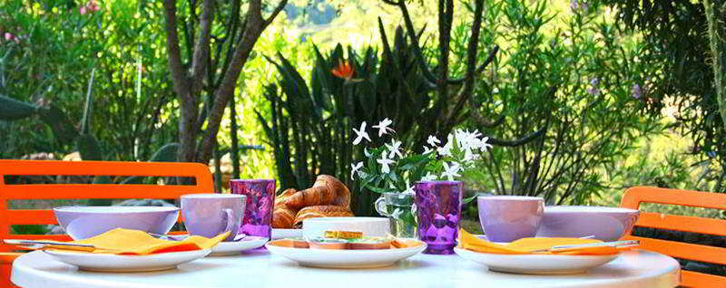 בית מלון כפרי Hôtel Colombo Porto Corse