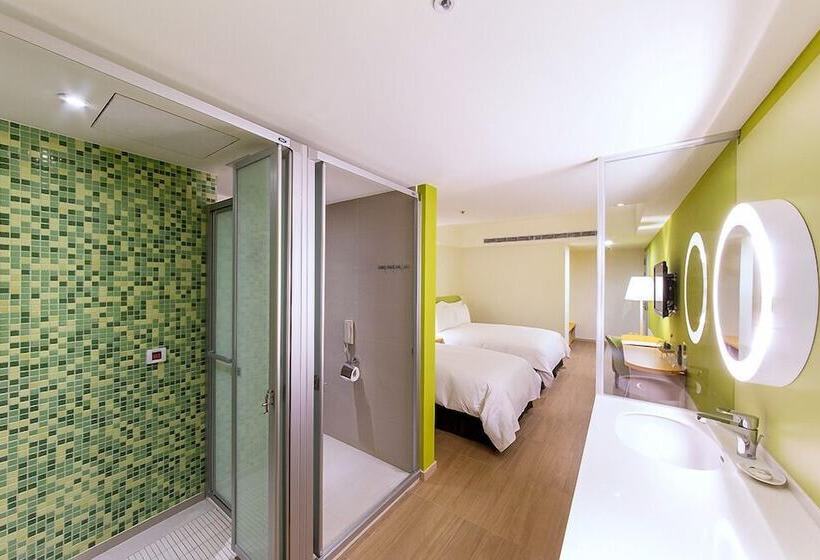 هتل Fullon Poshtel Kenting