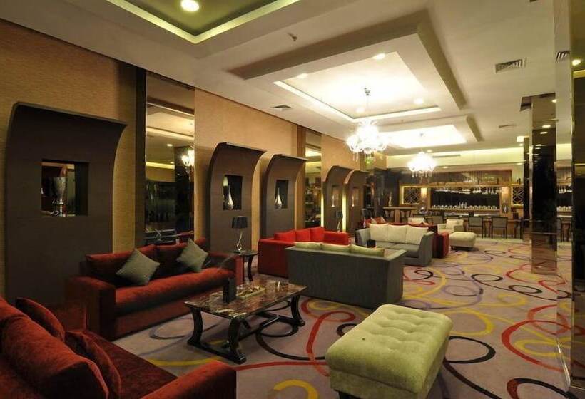 هتل Horison Grand Serpong