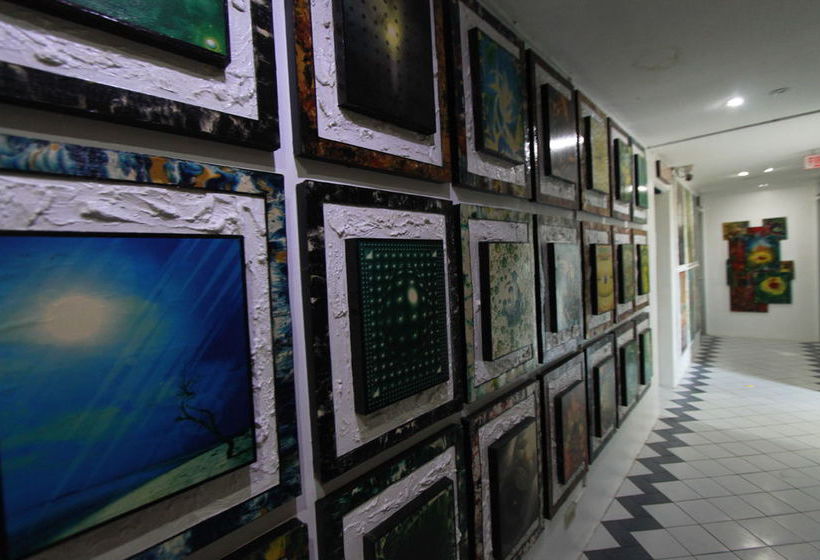 ホテル Ponce Suites Gallery