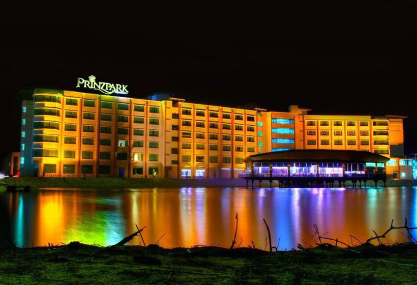Отель Prinzpark Resort Terengganu