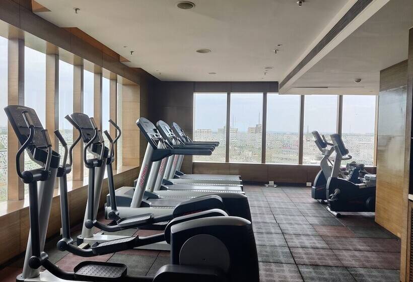 Hotel Courtyard By Marriott Bhopal