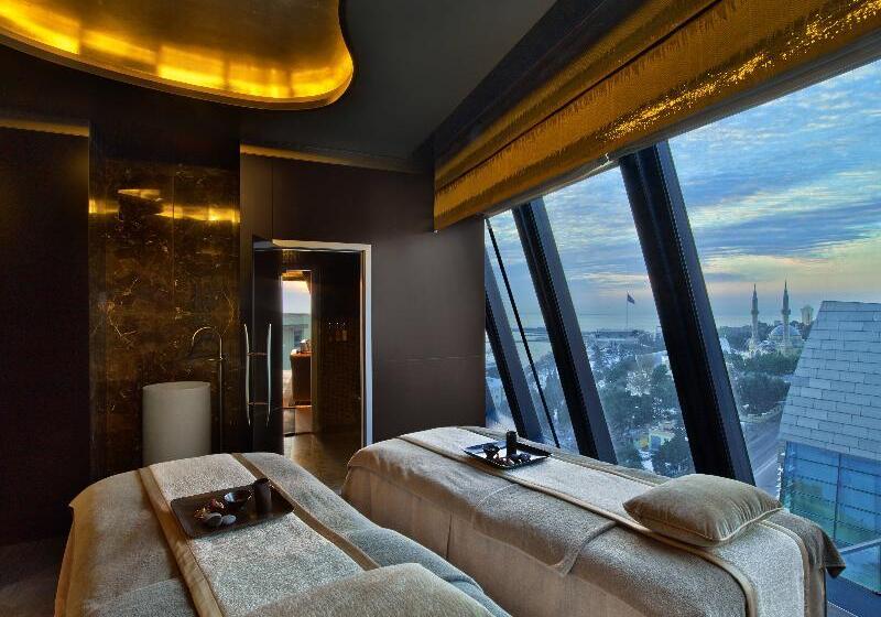 בית מלון כפרי Fairmont Baku  Flame Towers