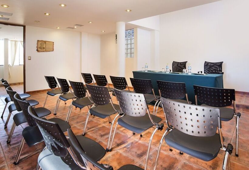 ホテル Natura Inn