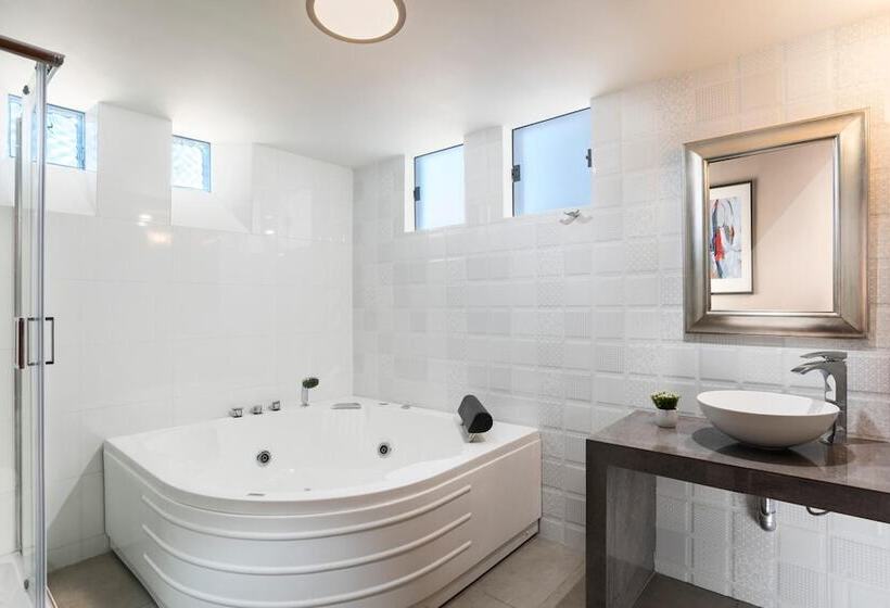 ホテル Natura Inn