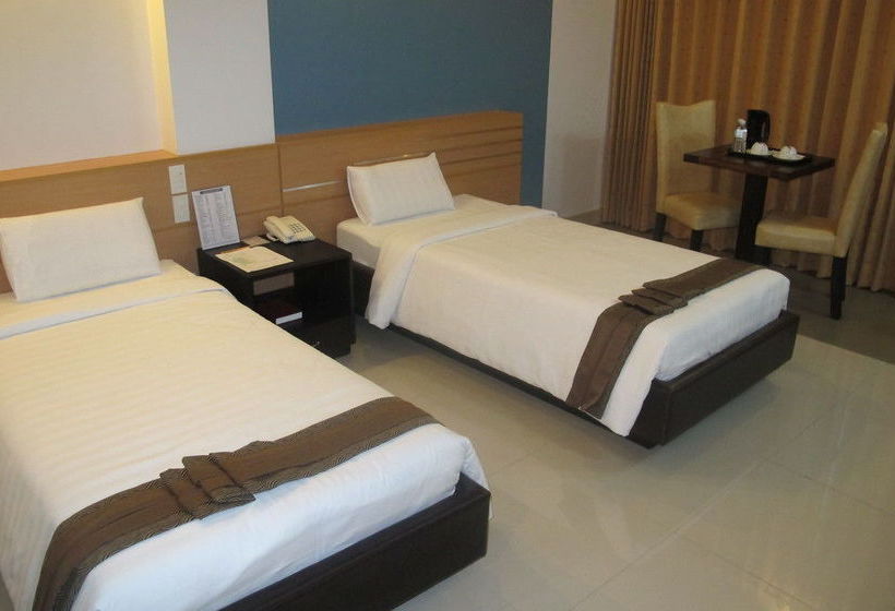 ホテル The Metropolis Suites Davao