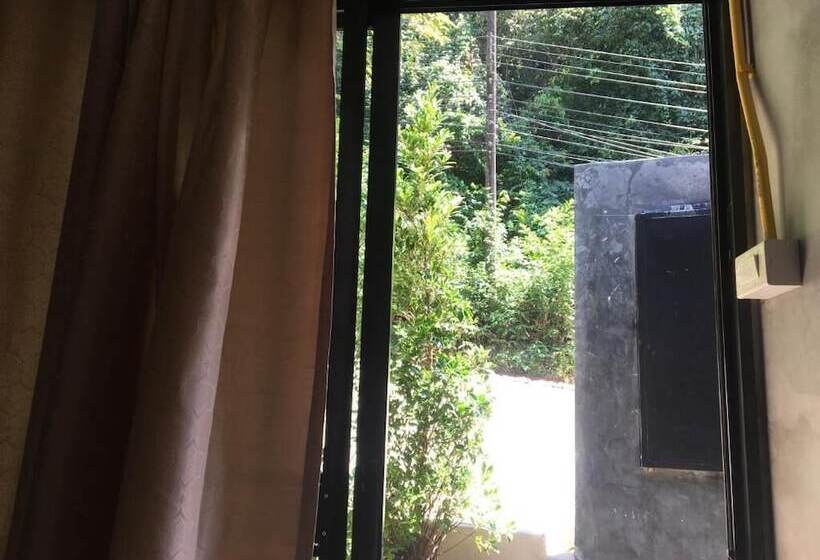 فندق Beachbox Kohchang