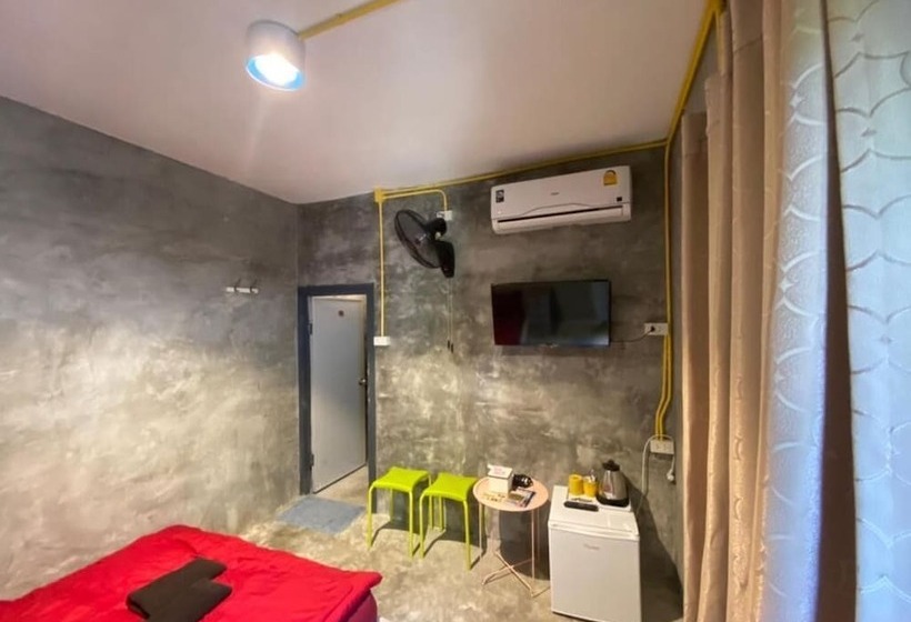 فندق Beachbox Kohchang