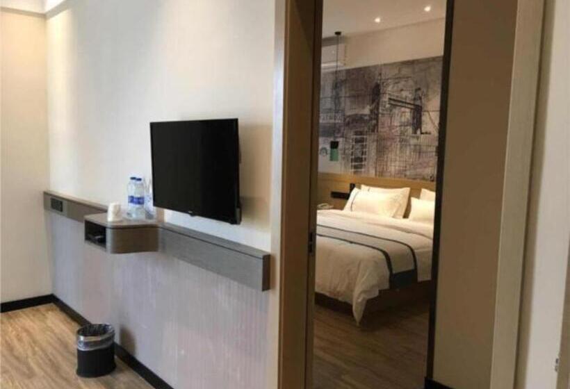 ホテル City Comfort Inn Huanggang Luotian Yishui Waitan