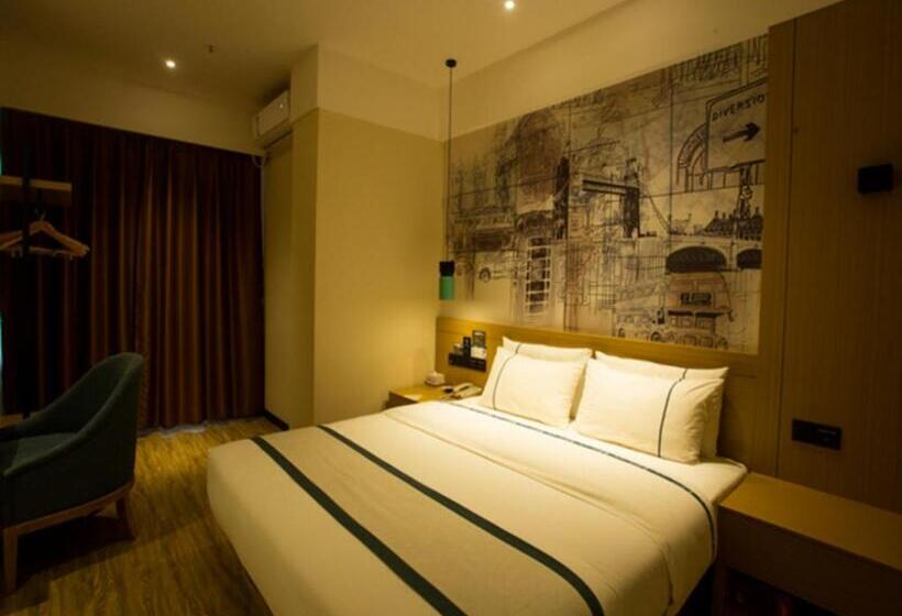 ホテル City Comfort Inn Huanggang Luotian Yishui Waitan