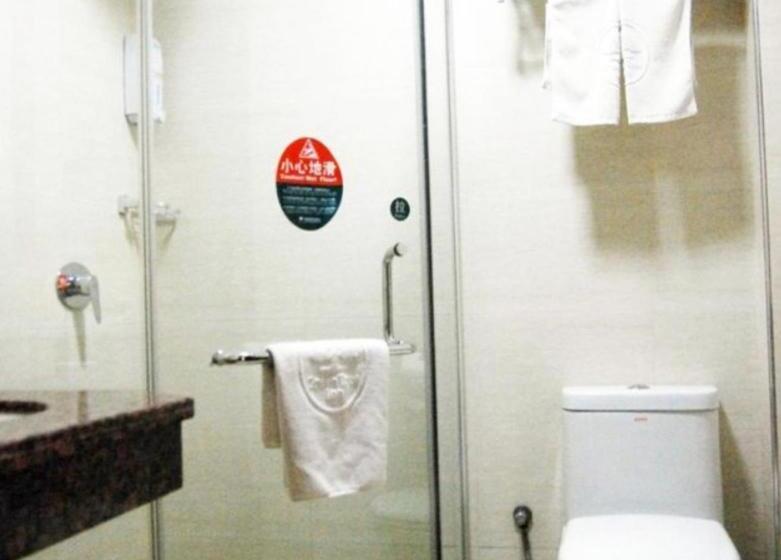 Отель Greentree Inn Puyang Ruifengyuan Business