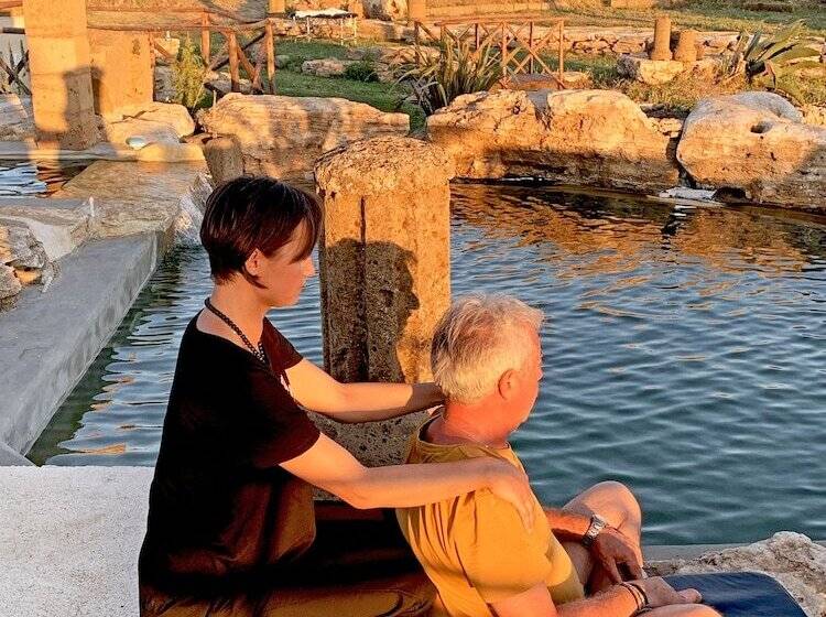 Отель Resort Fonte Vulci