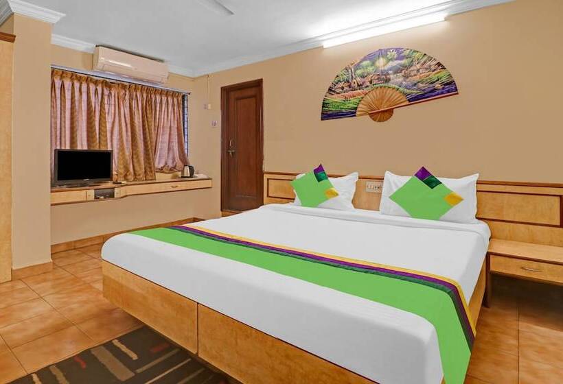 בית מלון כפרי Treebo Surya Yatri Niwas