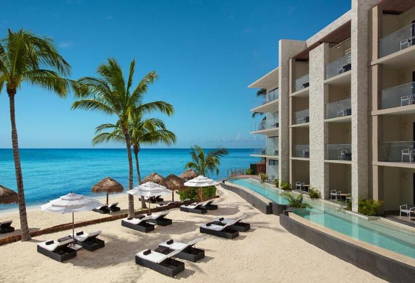 هتل Dreams Cozumel Cape Resort & Spa