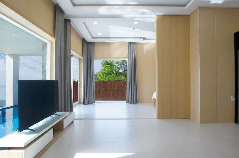 Отель The Mare Pool Villa Pension