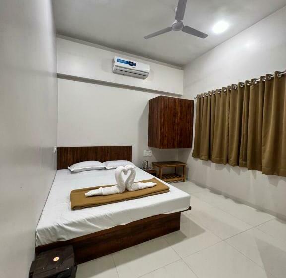 בית מלון כפרי Darshan Executive