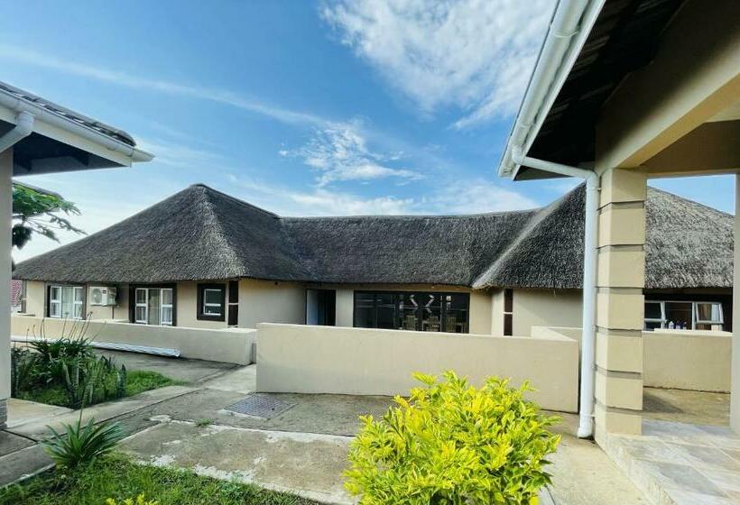 בית מלון כפרי Hinterland Lodge