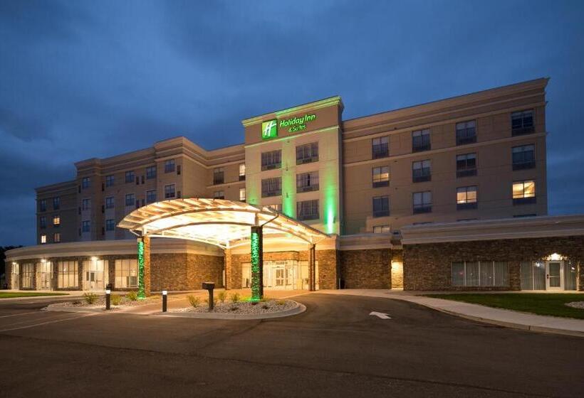 בית מלון כפרי Holiday Inn & Suites Detroit   Troy, An Ihg