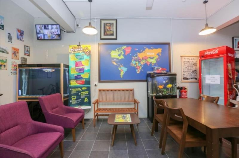 فندق Spot On 90449 Bed Station Guest House Dormitory