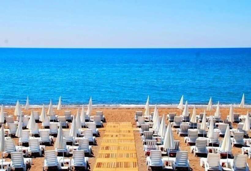 Grand Niki Hotel & Spa