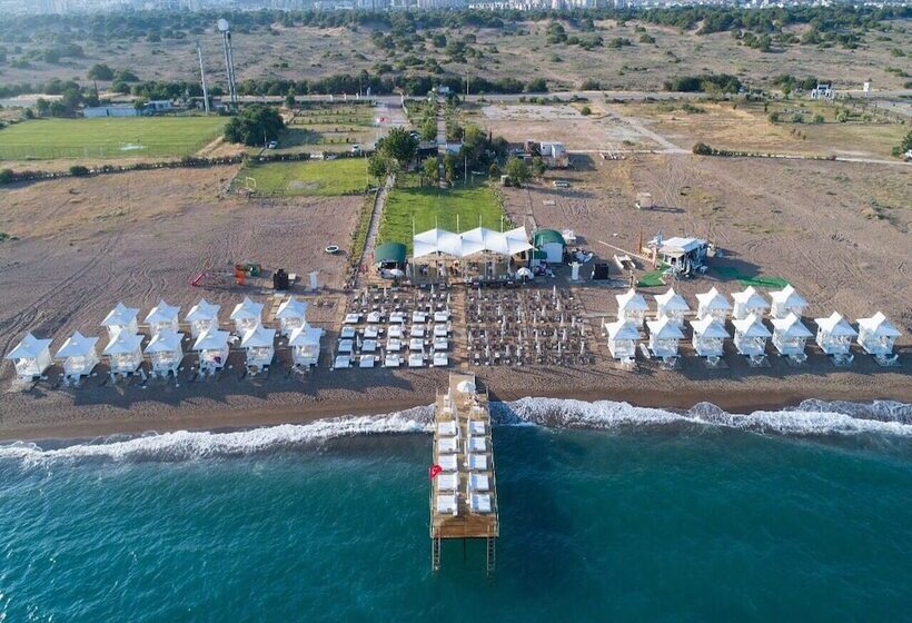 Grand Niki Hotel & Spa