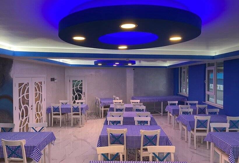 Grand Niki Hotel & Spa