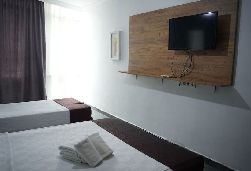 Grand Niki Hotel & Spa