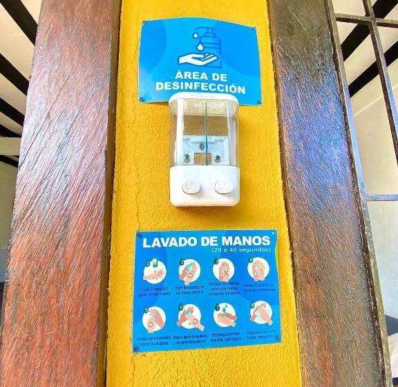 پانسیون Hostal Portal Del Sol