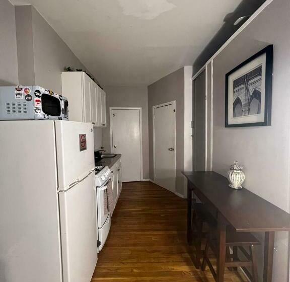 هاستل Private Rooms Near Lincoln Center