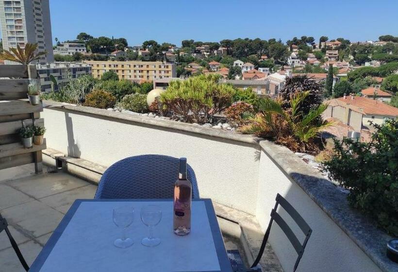 Grand Studio Terrasse De Standing, Pleine Vue Village Et Mer