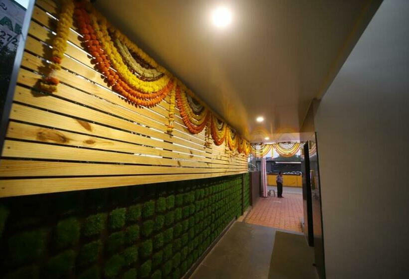 בית מלון כפרי The Oaks Comforts