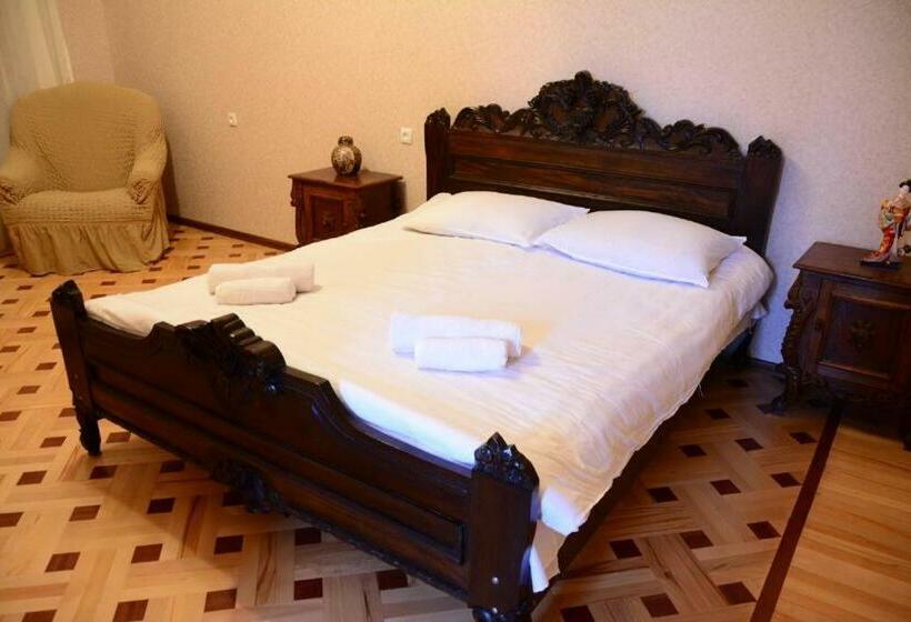 پانسیون Tbilisi Guest House We