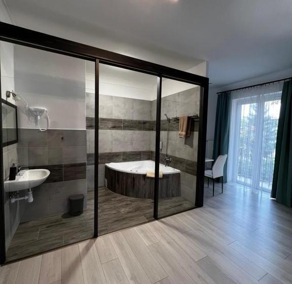 تختخواب و صبحانه Duna Centroom