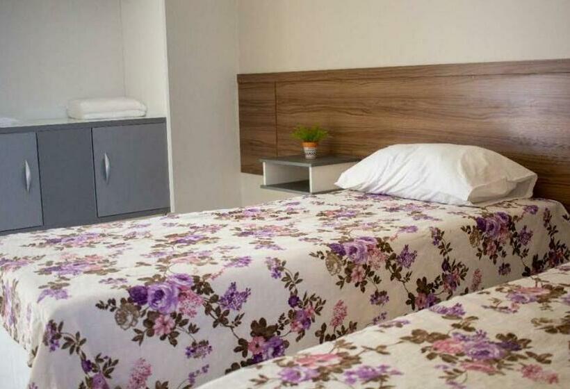 בית מלון כפרי Cantinho Do Brejo Pousada