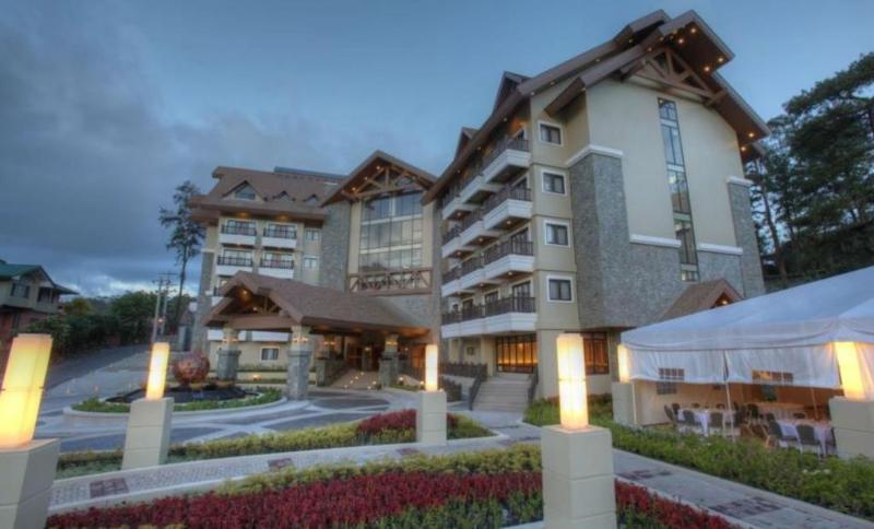 فندق Azalea Residences Baguio