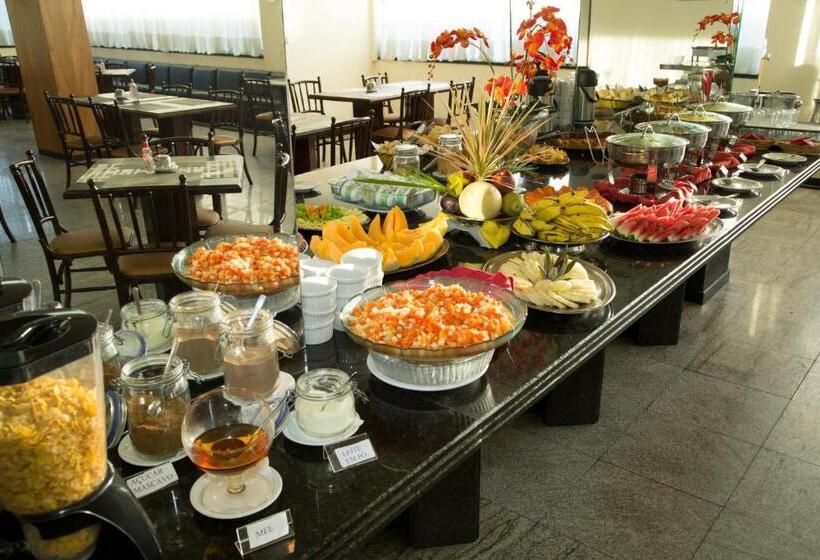 فندق Monza Palace