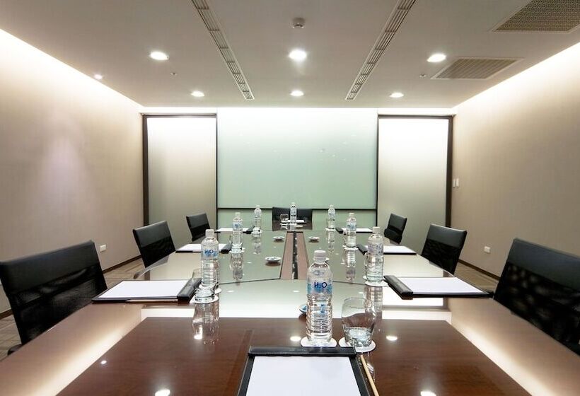 هتل Rsl Cold & Hot Springs Resort Suao