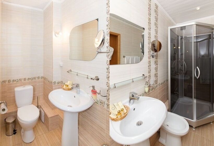 בית מלון כפרי Ural