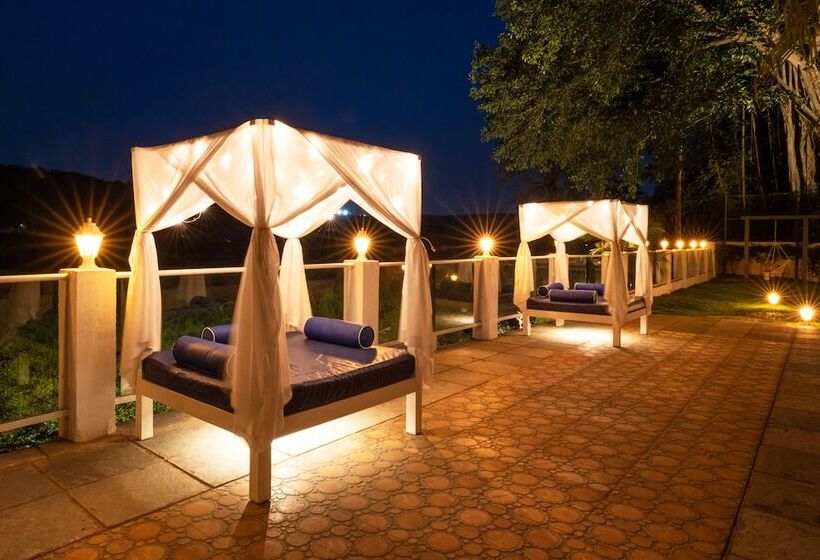 هتل Zone Connect By The Park Goa Calangute