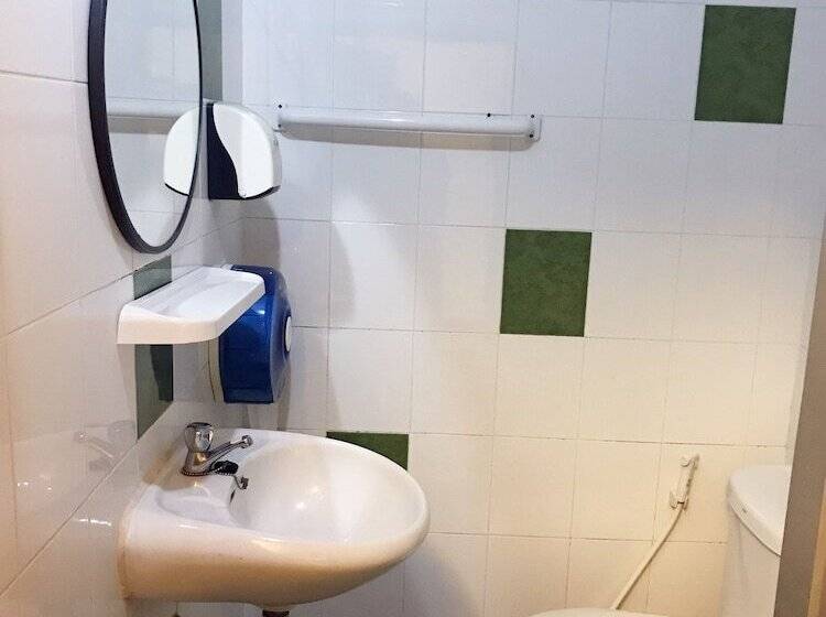 New Ihouse Hotel   Hostel