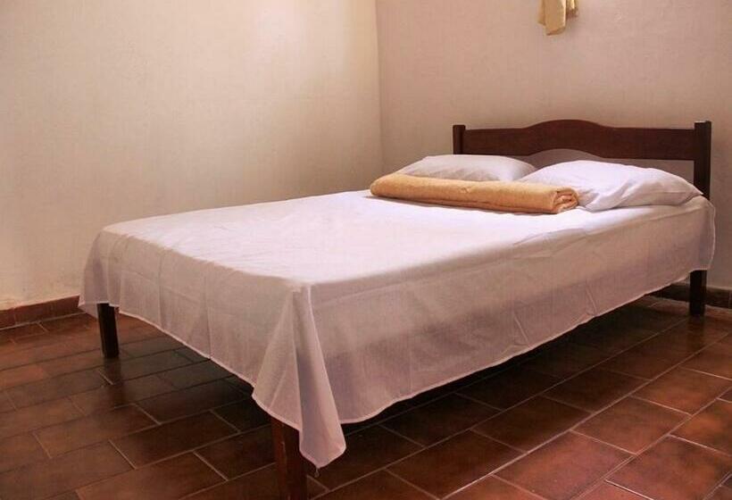 Hostel Universo
