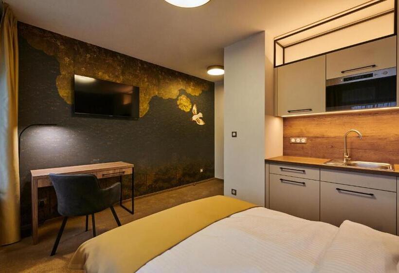 هتل Alfréd A Hermína