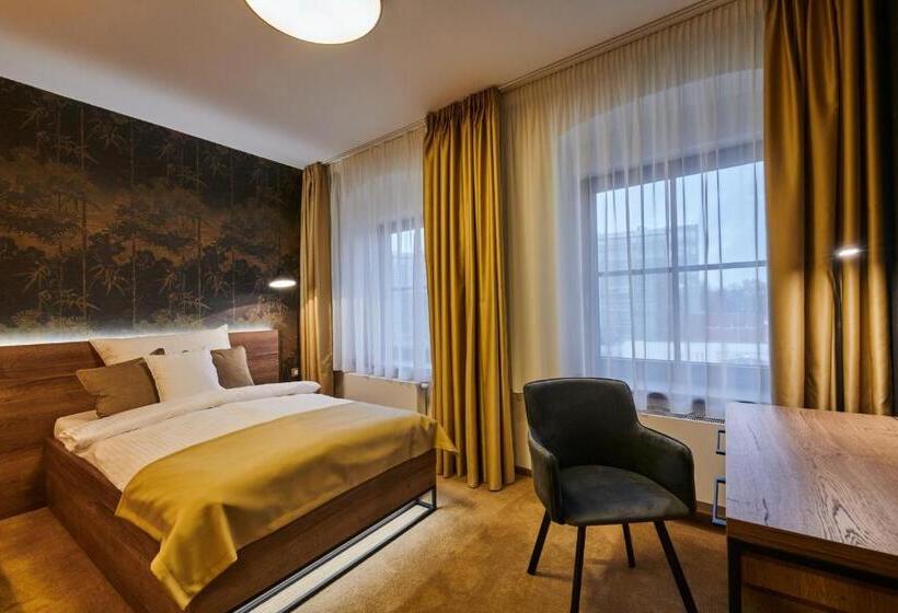 هتل Alfréd A Hermína