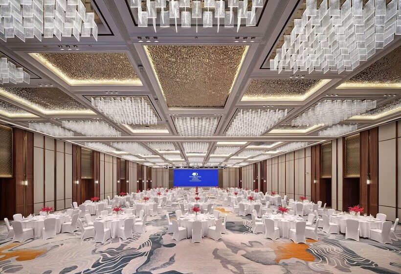 هتل Doubletree By Hilton Yancheng Dayangwan